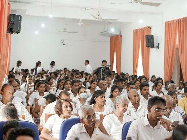 දහමිපාසැල් 83 වෙත ත්‍රිකූණාමලයේ පැවති ඓතිහාසික පසුබිම